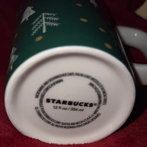 Starbucks green tall  holiday coffee mug - Picture 3 of 6